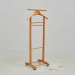 1395 6560 VALET STAND